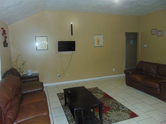 5th image of 16311 Sedona Woods Ln