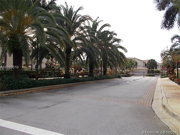 2nd image of 1599 Passion Vine Cir