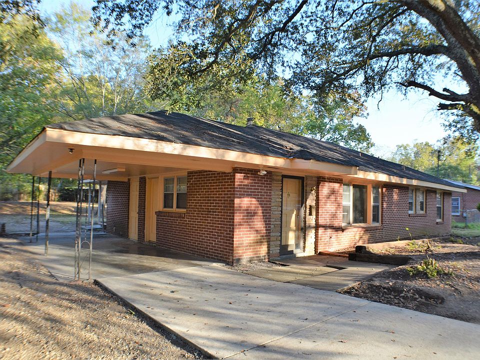 Welcome to 3909 Audubon Road!