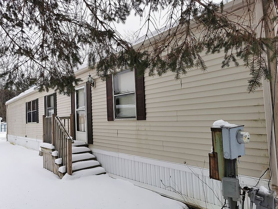 1st image of 17228 Roberts Dr