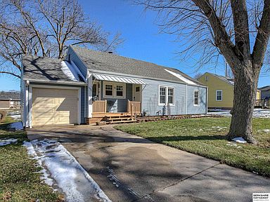 1106 N 8th St Beatrice NE 68310 MLS 22405421 Zillow