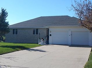 16 Tower St, Mapleton, IA 51034