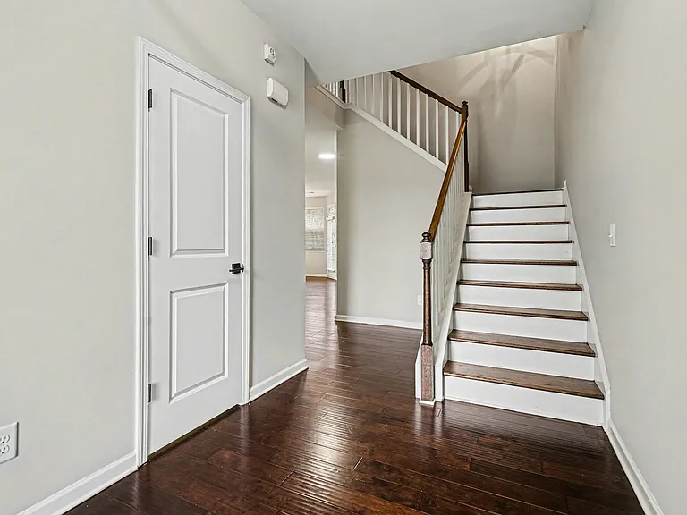 5873 Keystone Ln — Photo 13