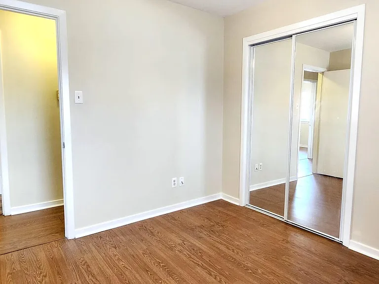 212 Maple Dr — Photo 8