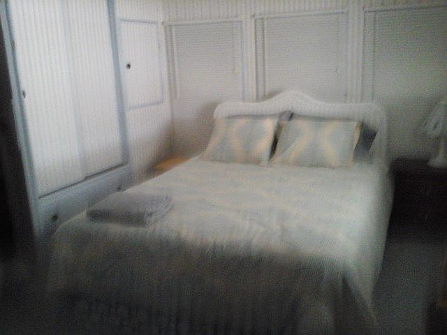 1st image of 545 Parkwood Ave