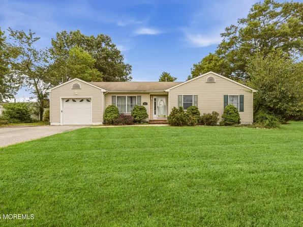 1817 3rd Avenue, Toms River, NJ 08757