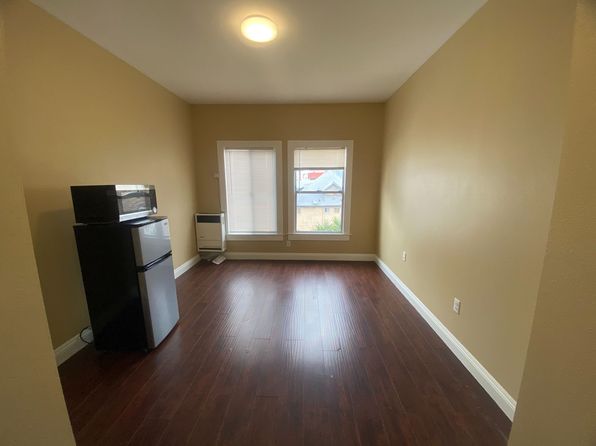 15826 Septo St #B, Los Angeles, CA 91343 1 Bedroom Apartment for  $1,300/month - Zumper