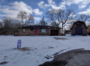 925 Crestview Ct, Mt Zion, IL 62549