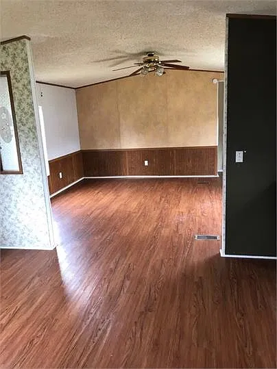 515 Harper Lot 5 — Photo 2