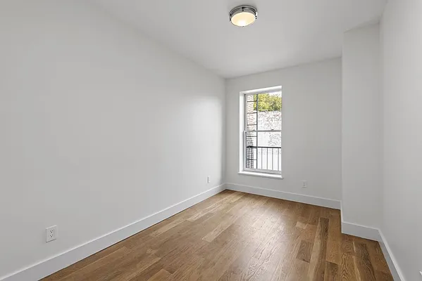 Rented by Compass | media 29