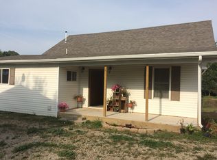 1242 Illinois Dr, Knoxville, IA 50138