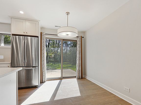 5th image of 8731 W 167th Pl