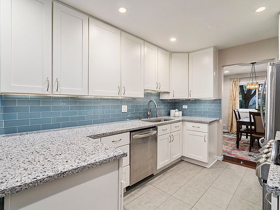 2nd image of 1325 Loughborough Ct