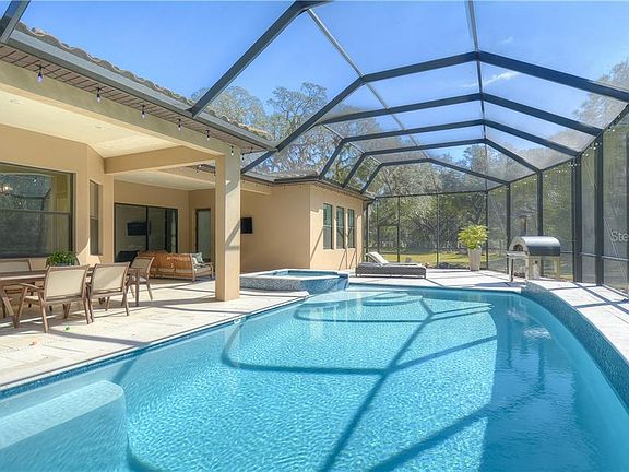 4th image of 5313 Alafia Falls Dr