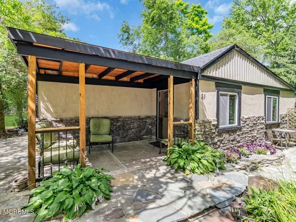 21 Yellowbrook Road, Freehold, NJ 07728