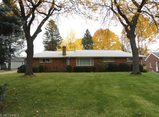 1648 Dunkeith Dr NW, Canton, OH 44708