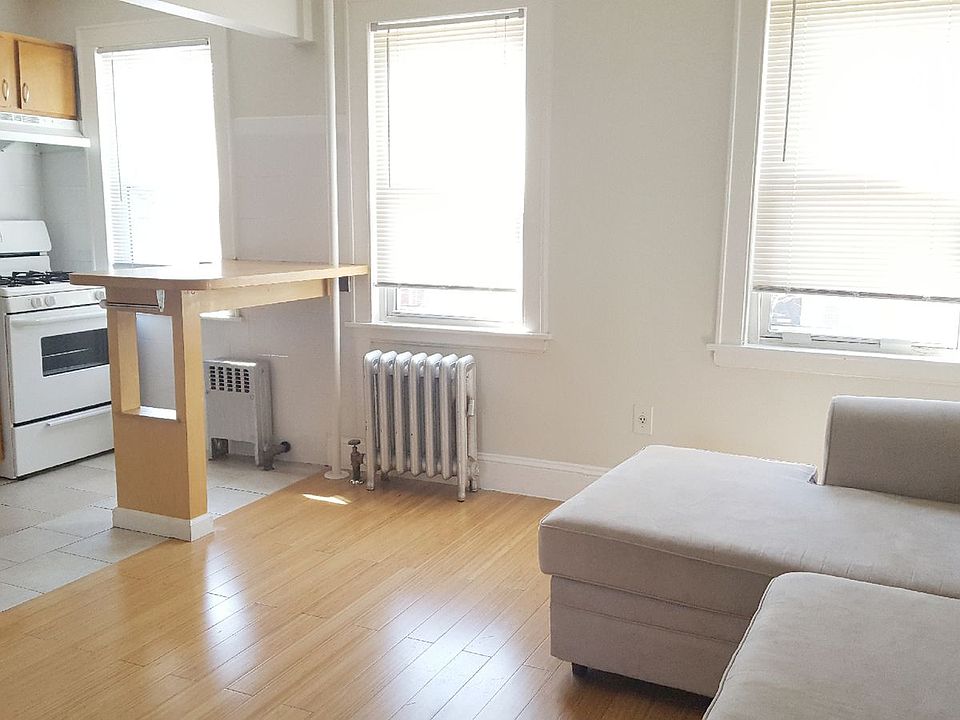 1st image of 2117 23rd St #2