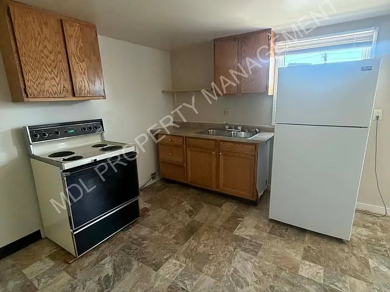 727 N Hamilton Street — Photo 7