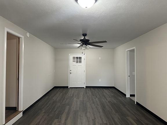 5th image of 260 Mark Twain Dr