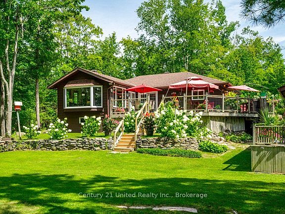 2nd image of 41 Hall Cres