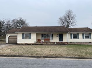 401 James Ave, Colonial Heights, VA 23834