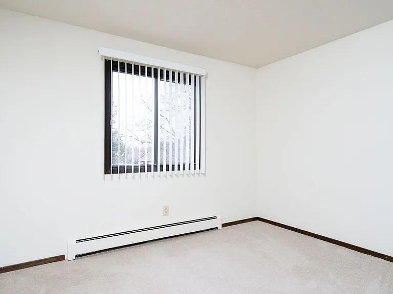 Barbary Knoll Apartments — Photo 32