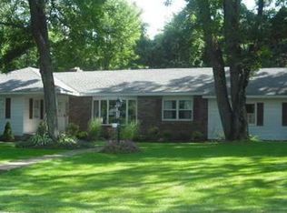 2234 Pine Ridge Rd, Niskayuna, NY 12309