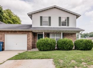818 Plankway Dr, Shiloh, IL