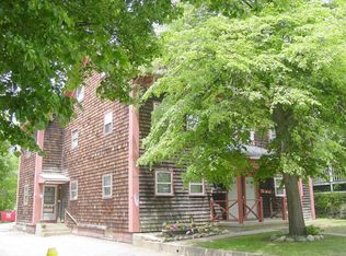 200 Crescent St, Athol, MA 01331