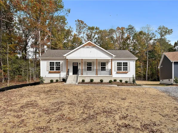 205 Hale Dr, Ruther Glen, VA 22546