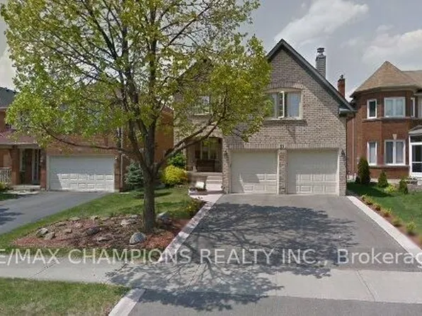31 Bobcat St, Brampton, ON L6R 1C8
