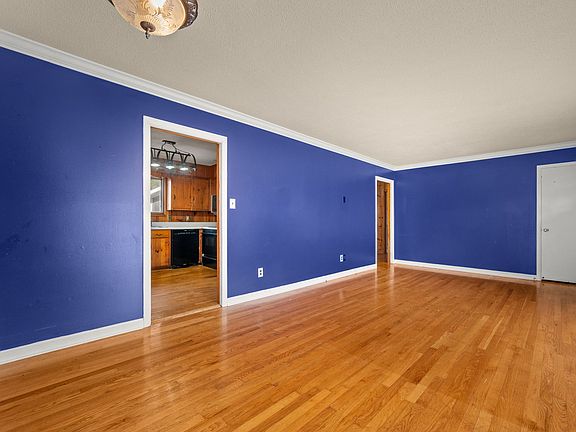 5th image of 906 Kirkwood Ave
