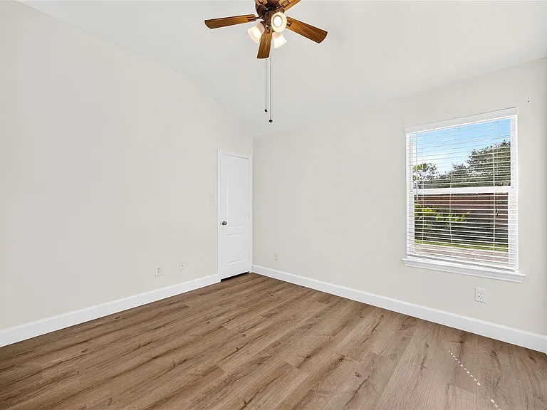 2606 Cypress Springs Dr — Photo 26