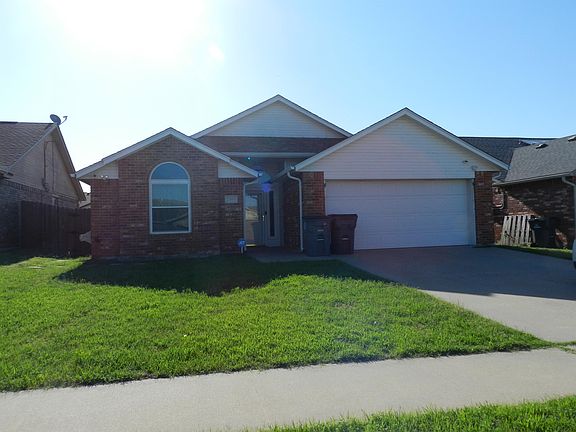3rd image of 2408 SW 44th St