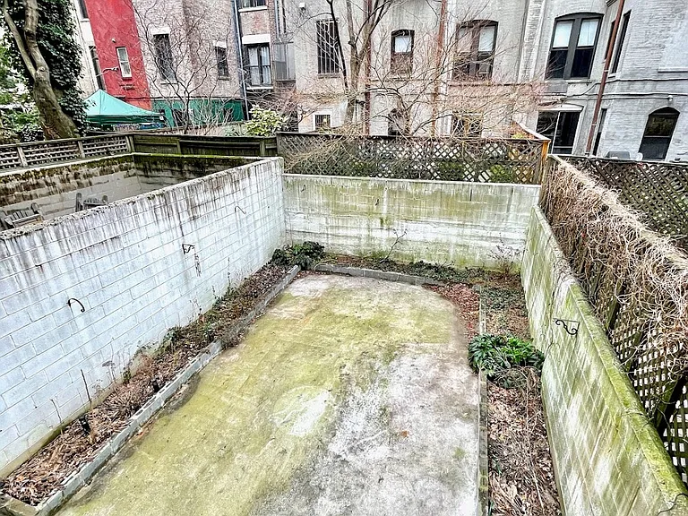 325 W 87th St #1B — Photo 5