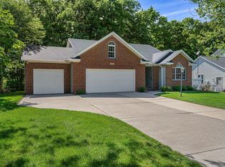 6147 Sunningdale Dr, Hudsonville, MI 49426