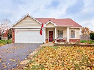 26 Sonoma Dr, Romeoville, IL 60446