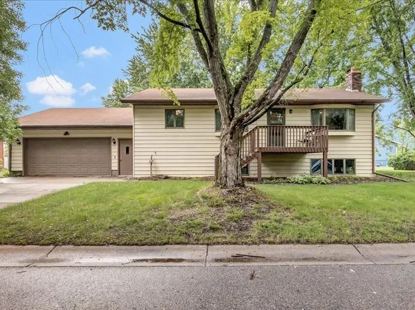221 Emily Ave E, Eden Valley, MN 55329