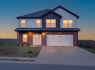 1969 Sydney Louise Dr, Clarksville, TN 37042
