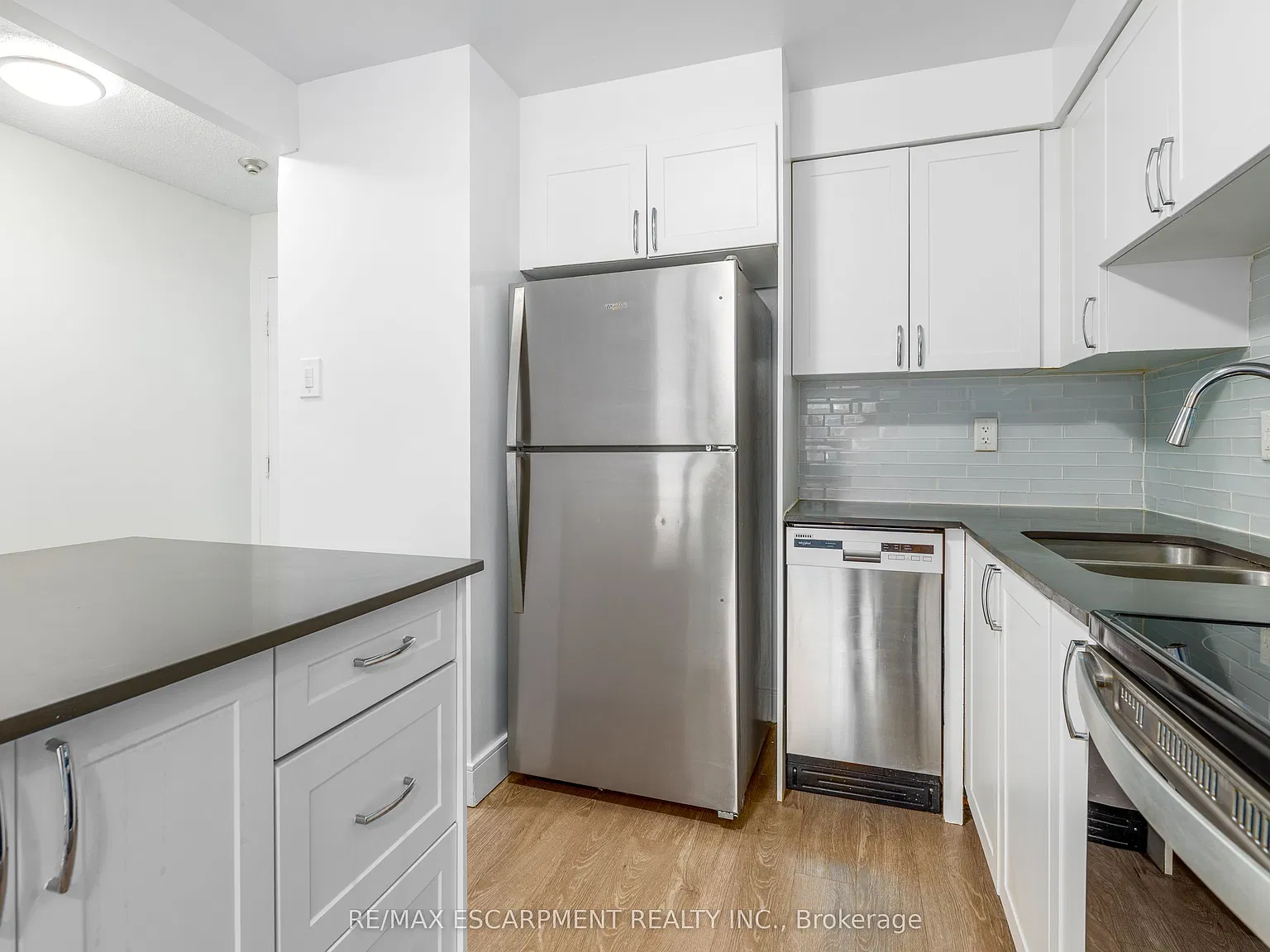 2 bed, $1,849 — Photo 1