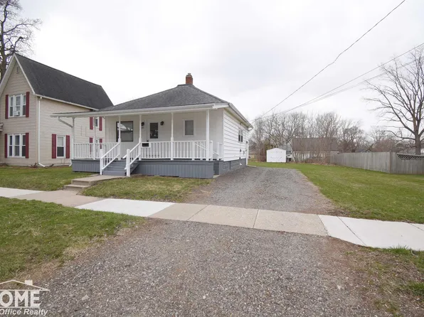 720 Frazer Ave, Owosso, MI 48867