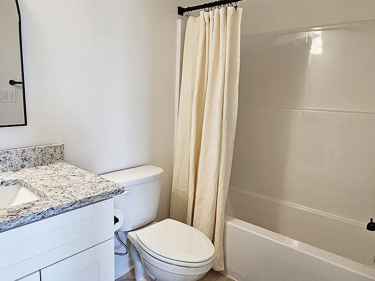 1015 Gwyn Ave — Photo 24