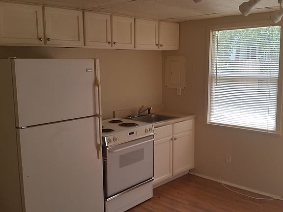 3rd image of 1666 9th St