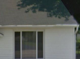 589 N Meridian St, Greenwood, IN 46143