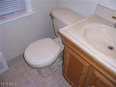 4th image of 19507 Muskoka Ave