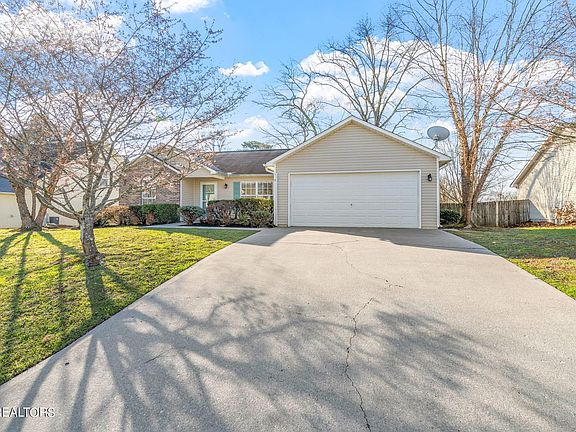 3rd image of 6044 Glenmay Dr