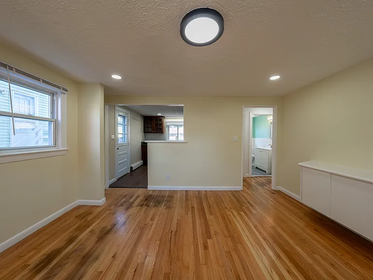 170 Seminole Ave — Photo 6