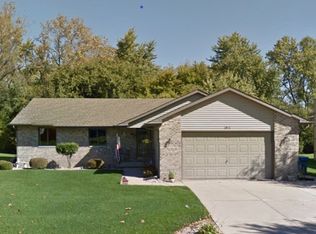 1871 Govert Dr, Schererville, IN 46375