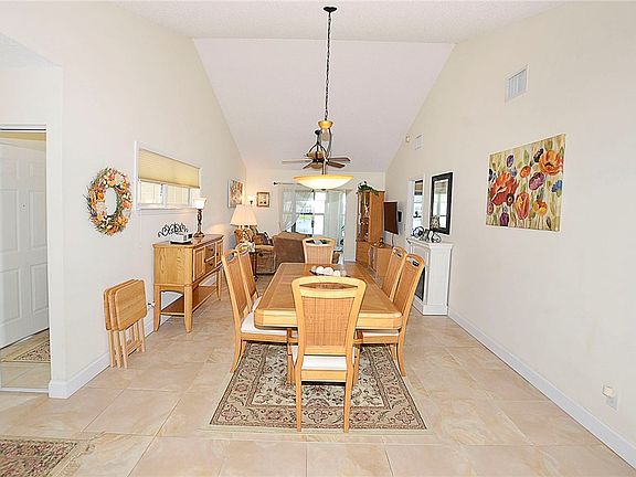 3rd image of 374 Grove Isle Cir Unit 374