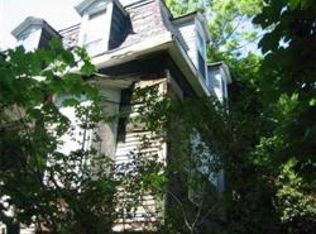 2 Osgood Ct, Roxbury, MA 02119